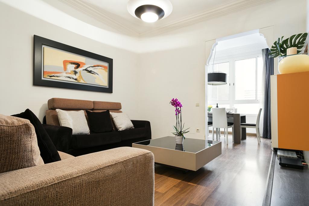 Apartamentos-Paal Barcelona Provença153 Екстериор снимка